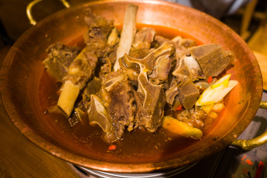 牛大骨