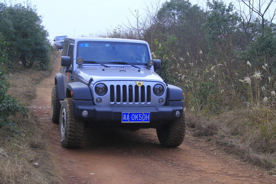 山地越野車