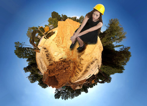 女建筑工