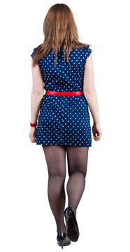 黑發(fā)女人去藍(lán)色衣服的背影。