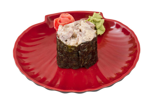香料醬熏鰻魚(yú)壽司切片；雞肉和魚(yú)子醬