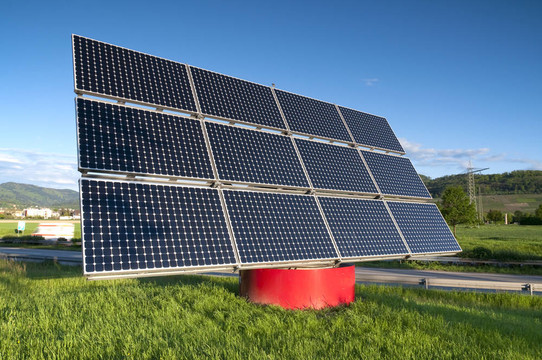 太陽能電池板站