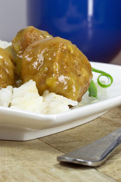 肉丸和肉汁