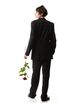年輕人；花；紅玫瑰