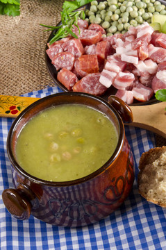 豌豆湯
