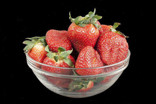 Strawberry對(duì)黑人