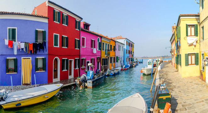 多彩的房子Burano。意大利