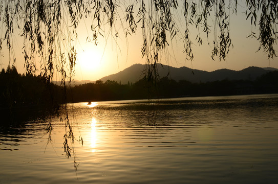 西湖黃昏 西湖山水