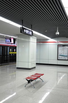 地鐵休息區(qū)