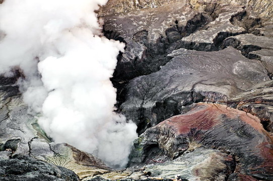 吸煙產生的火山