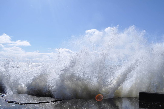 混凝土港口海浪破壞