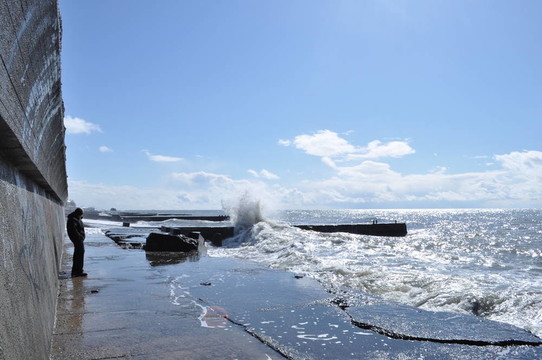 混凝土港口海浪破壞