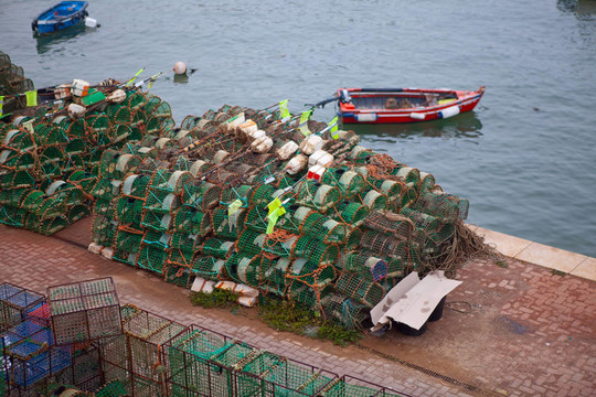 釣魚碼頭的捕魚陷阱