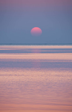 海上日出