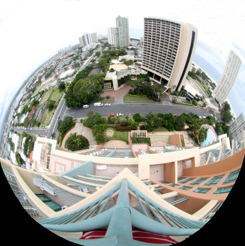 在泡沫