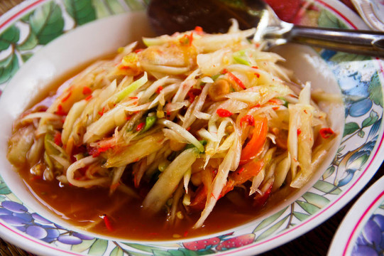 木瓜沙拉；泰國(guó)菜。