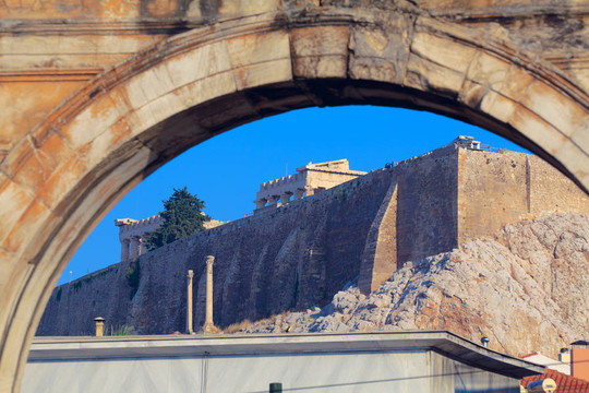 哈德良磗拱和阿克羅波利斯；Athens；希臘