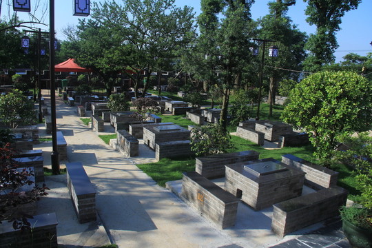 關山古鎮(zhèn)燒烤園