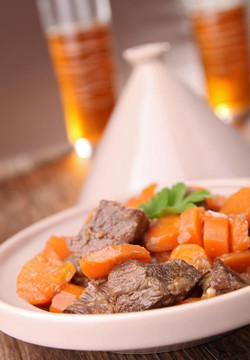 tajine；牛肉胡蘿卜