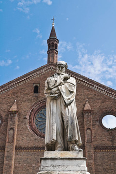 Gian Domenico Romagnosi的雕像。皮亞琴察。Emilia Romagna。意大利