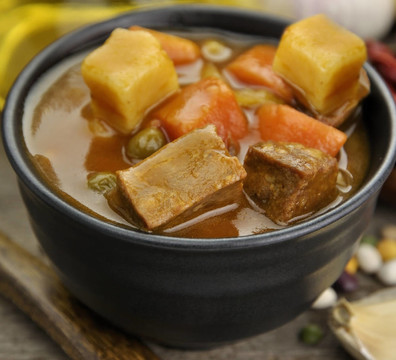 蔬菜牛肉湯