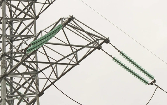 電力塔和電力線