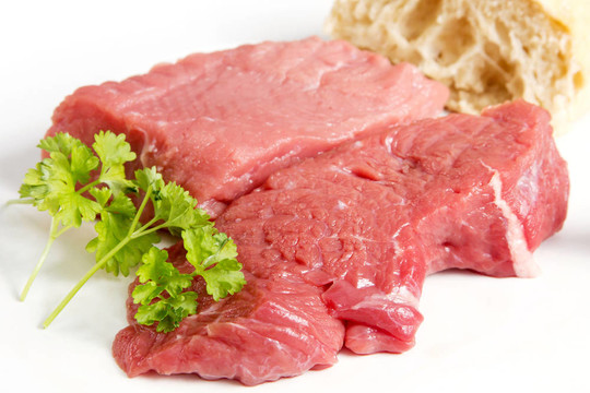 生牛肉