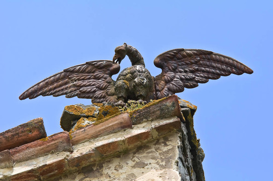 大理石雕像。Gropparello Castle。Emilia Romagna。意大利.