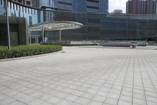 寫字樓大廈大面積地面街景