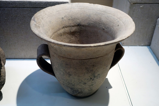 夏商陶器