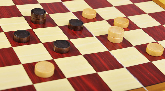 跳棋游戲