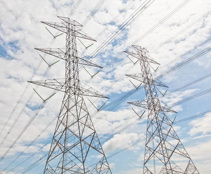 電力；雙高壓電力極