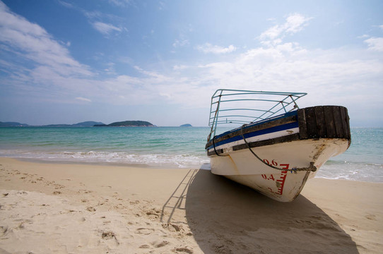 船在Beach