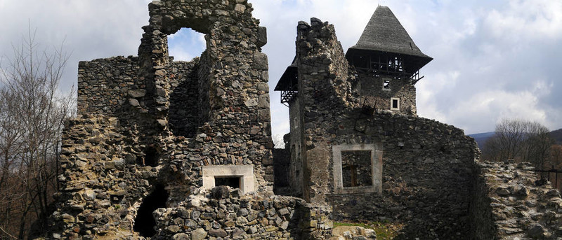 Nevytsky Castle在Zakarpattya；Ukr
