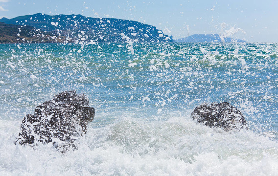 海浪波
