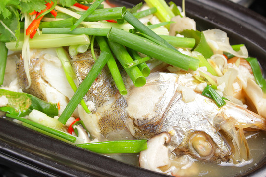 泰式明爐魚