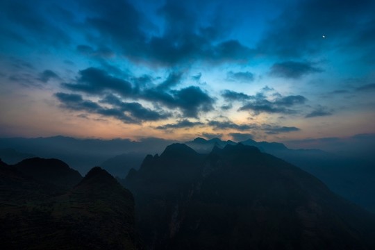 山