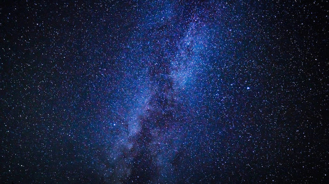 夜空中的星星；銀河系