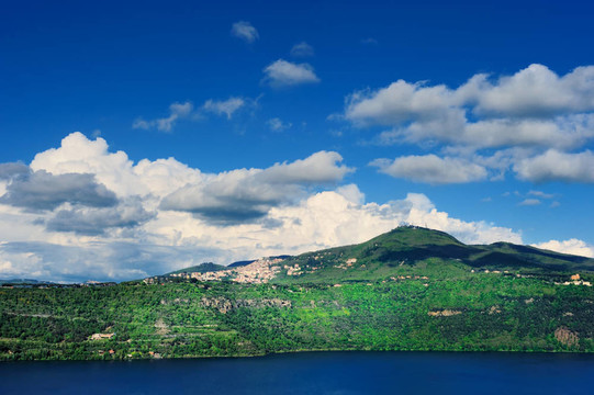 火山口湖