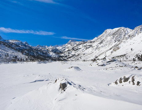 雪山