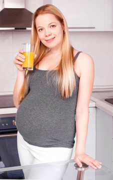 懷孕的女人