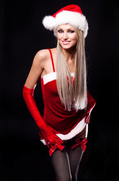 女人打扮成Santa