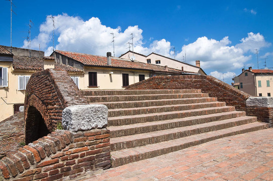 St. Peter？橋。Comacchio。Emilia Romagna。意大利.