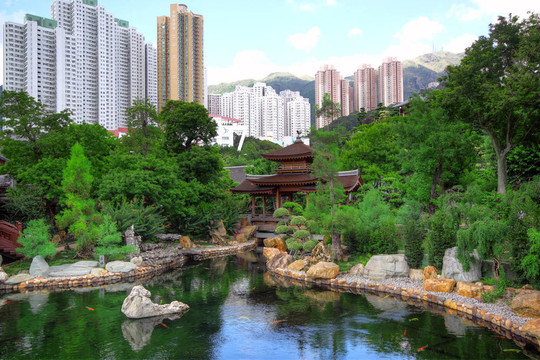 城市中的中式公園