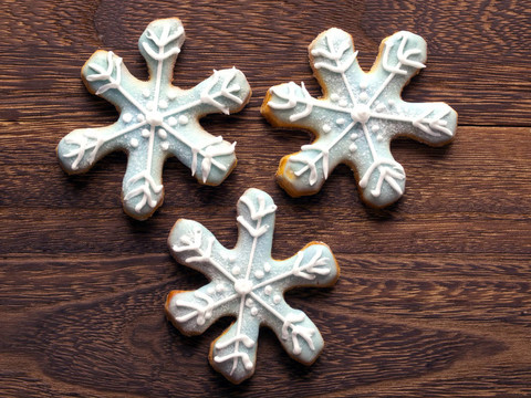 圣誕雪花餅干的特寫(xiě)