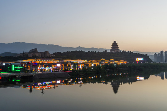 中華石鼓園 夜景