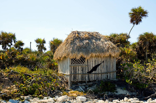 在一個海灘PALAPA