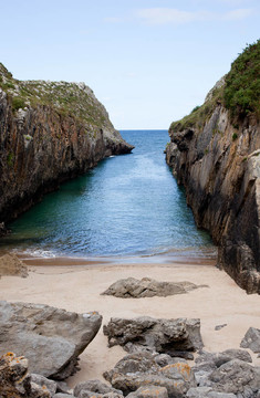 海灘上的Nueva de Llanes