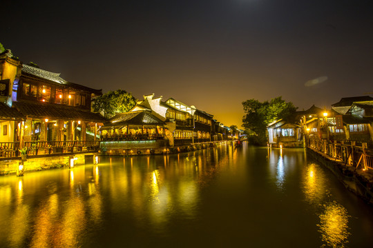江南水鄉(xiāng)烏鎮(zhèn)夜景