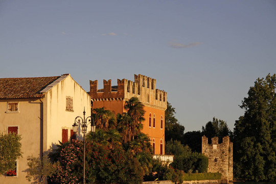 Lazise；老建筑；威內(nèi)托大區(qū)；意大利